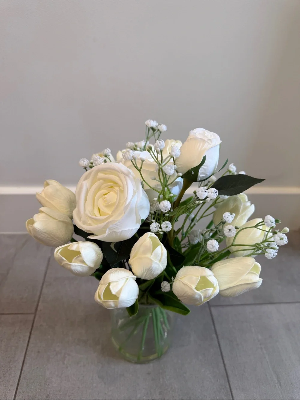 Artificial White Tulip Bouquet w Clear Glass Vase & simulated water - lifelike!